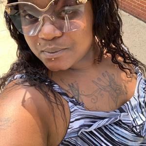 Meet your Posher, Maya